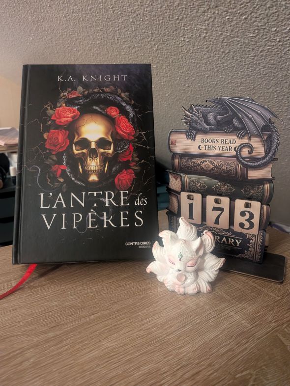 L'Antre des Vipères de K.A Knight